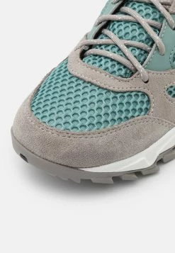 Qualité garantie 100% Columbia IVO TRAIL BREEZE - Chaussures de marche randonnée urbaine female -Columbia Soldes Magasin 0da69213c61a4397927f650879e6830c