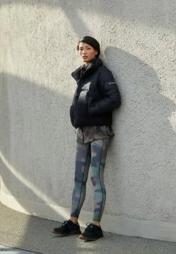 Columbia LEADBETTER POINT™ SHERPA HYBRID - Veste d'hiver Rabais vêtements randonnée female -Columbia Soldes Magasin 164d49c044fb4373a2381deb0ed8612a