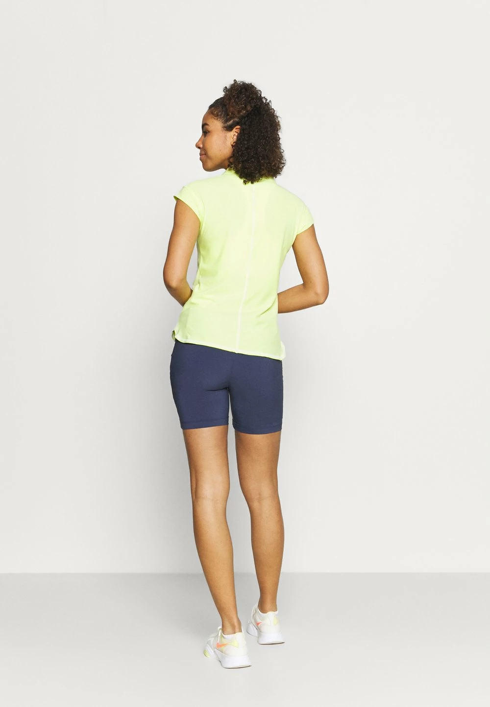 Qualité Supérieure Columbia PEAK TO POINT™ - Shorts outdoor vêtements randonnée urbaine female 5 Qualité Supérieure Columbia PEAK TO POINT™ - Shorts outdoor vêtements randonnée urbaine female – Image 3