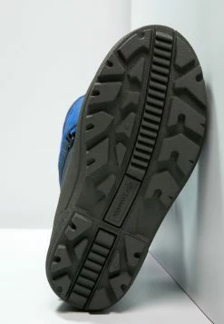 Columbia Rabais POWDERBUG PLUS II - Bottes de neige chaussures randonnée unisex -Columbia Soldes Magasin d7d589e7f4a84277929e628efe416dc2