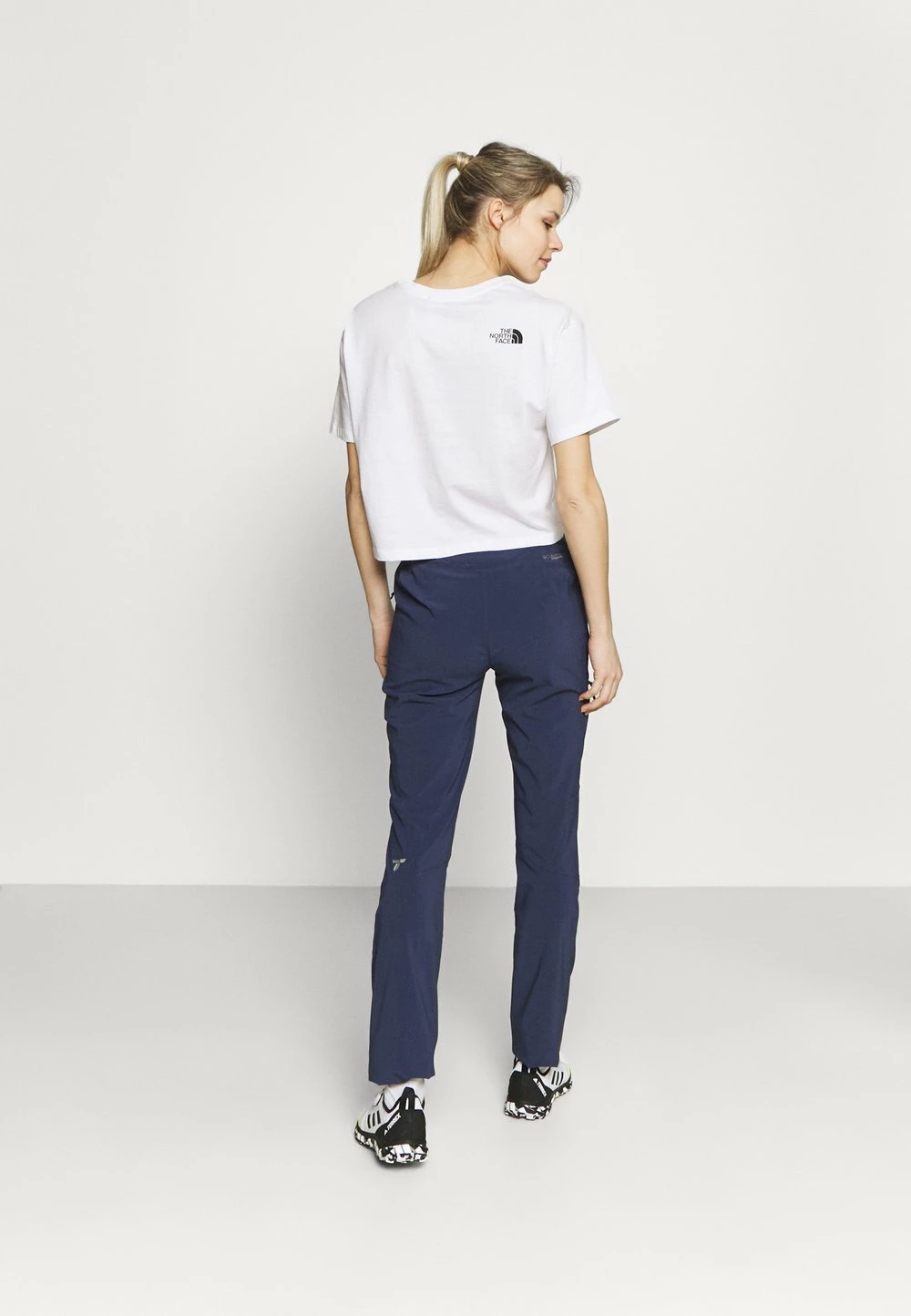 Columbia Pas Cher TITAN PASS™ PANT - Pantalon classique vêtements randonnée urbaine female 5 Columbia Pas Cher TITAN PASS™ PANT - Pantalon classique vêtements randonnée urbaine female – Image 3